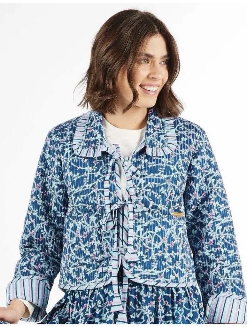 Simply Southern Ophelia Ribbon Quilted Jacket L Navy Blue Floral Tie Front NEW